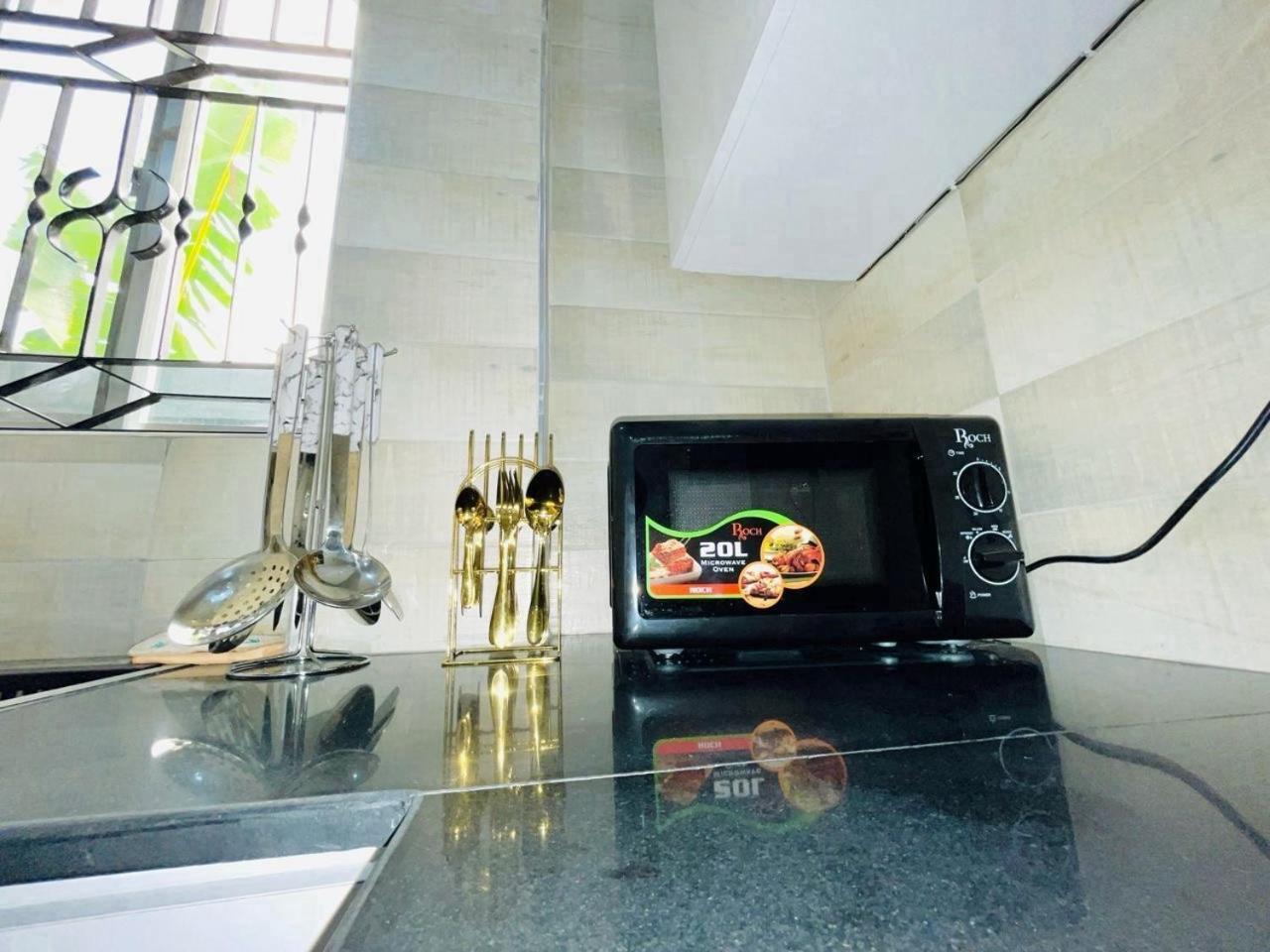 R&K Two Bedroom Apartment 达累斯萨拉姆 外观 照片